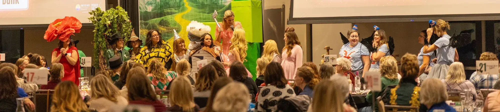 2026 Power of the Purse costume contest